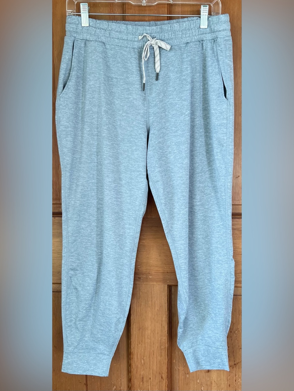 Kirkland blue Lightweight Jogger Pants w/ pockets M